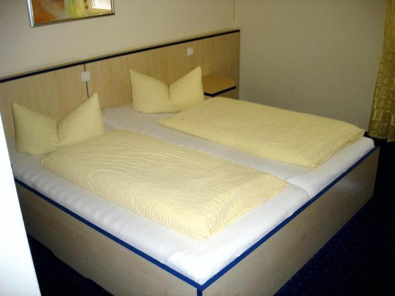 Hotel Papillon Lappersdorf  Quarto foto